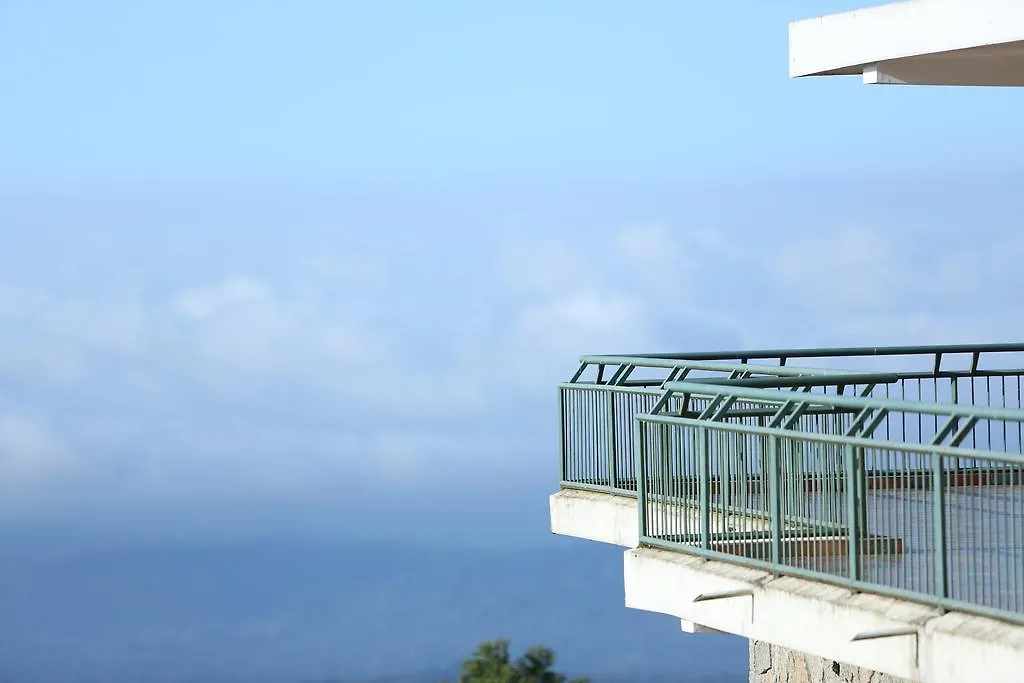 Ayur County Resort Chinnakanal 3*,  India